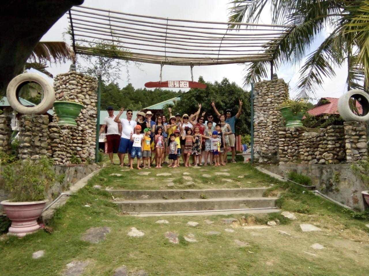 Nha Nghi Phuong Thao Bed and Breakfast Quan Lan Buitenkant foto